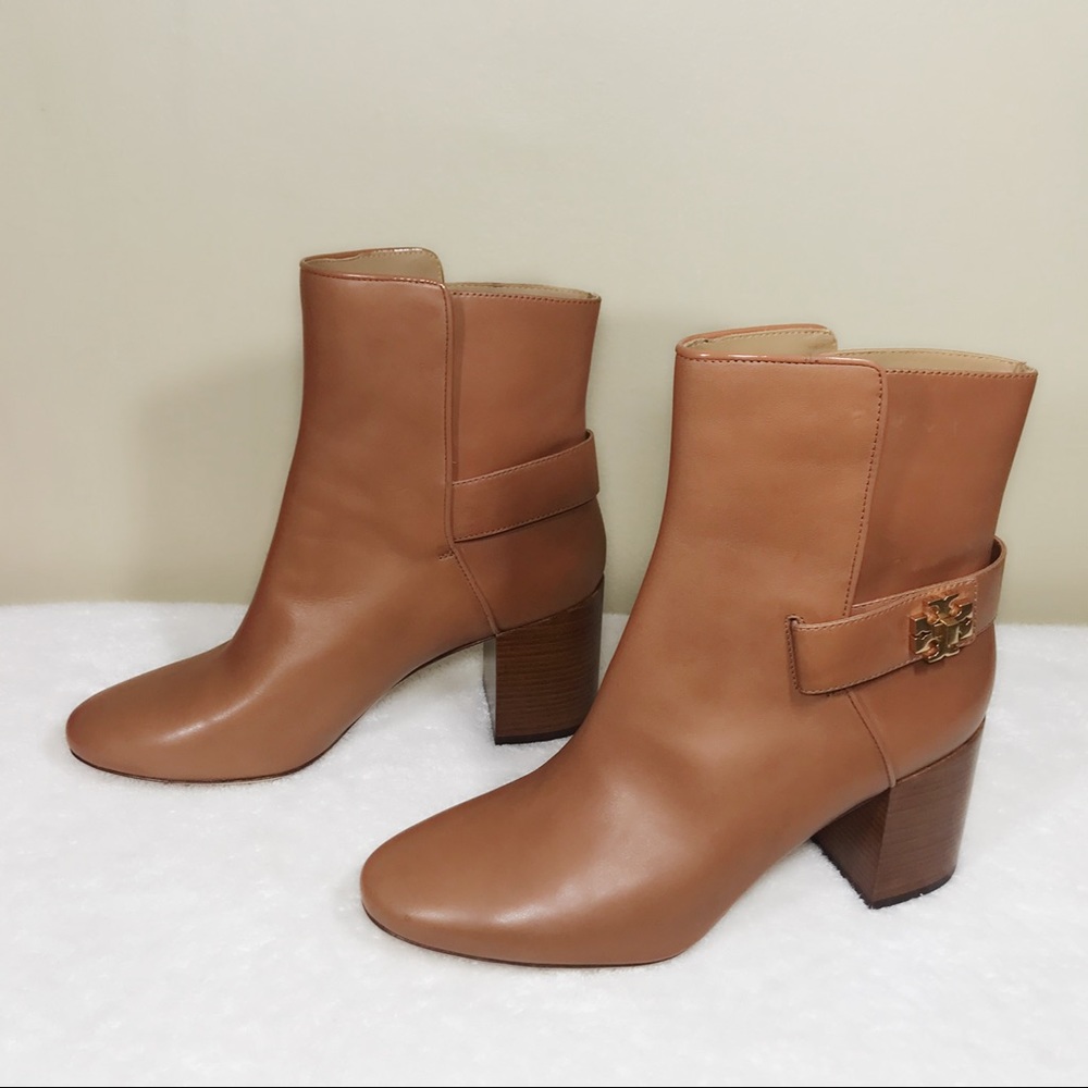 ⚡️SOLD⚡️Tory Burch Ankle Boots Leather Booties New - Picture 4 of 16